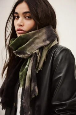 Ba&Sh SOFIA pañuelo de lana y seda € 165 € 115,50 VERDE Online